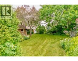 32 WAVERLEY Drive - 34