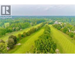32 WAVERLEY Drive - 40
