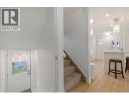 60 HOWE Avenue - 36