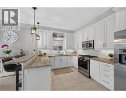 68 GARINGER Crescent - 13