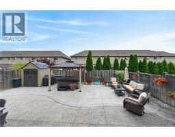 68 GARINGER Crescent - 47