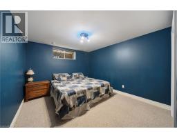 18 FEATHERSTONE Avenue - 29