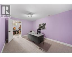18 FEATHERSTONE Avenue - 34