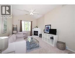 218 INVERHURON Crescent UnitNo. A - 20