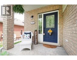 218 INVERHURON Crescent UnitNo. A - 3