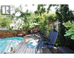 390 DRIFTWOOD Drive - 41