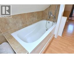 180 PROVINCE Street N - 28