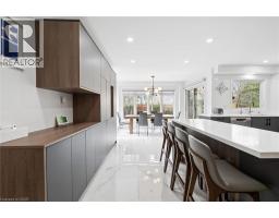 1194 QUEEN VICTORIA Avenue - 12