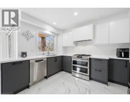 1194 QUEEN VICTORIA Avenue - 16