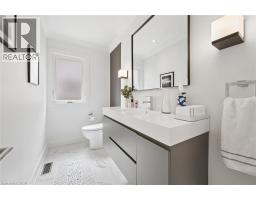 1194 QUEEN VICTORIA Avenue - 19