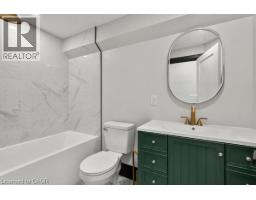 105 ROTHSAY Avenue - 28