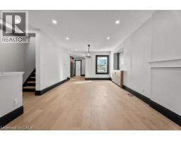 105 ROTHSAY Avenue - 9