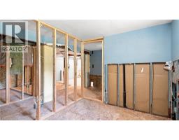 524 DORVAL Drive - 29