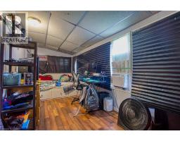 139 GLASSCO Avenue N - 10