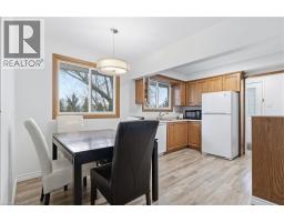 27 BLENHEIM Drive - 10