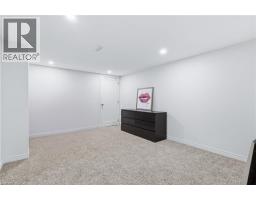 27 BLENHEIM Drive - 26