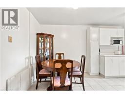 105 ROSEMONT Avenue - 18