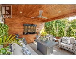 4252 SARAZEN Drive - 47