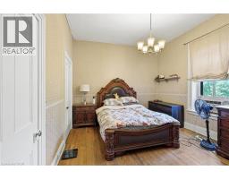 132 EMERALD Street S - 40