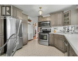 87 MCDONALD Avenue - 5