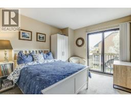 4 EDGEWATER Drive - 22