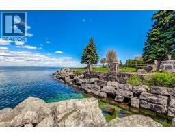 4 EDGEWATER Drive - 45