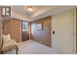 79 GAY Crescent - 13