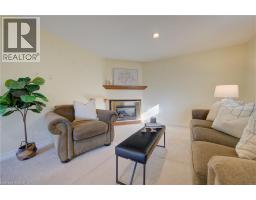 79 GAY Crescent - 20