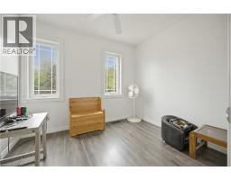 10 EVERGREEN Court - 15