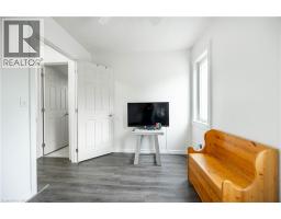 10 EVERGREEN Court - 16
