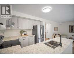 320 HAMILTON Drive UnitNo. 10 - 11