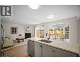 320 HAMILTON Drive UnitNo. 10 - 13