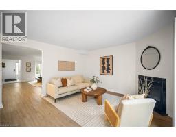 320 HAMILTON Drive UnitNo. 10 - 15