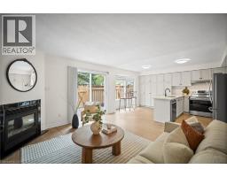 320 HAMILTON Drive UnitNo. 10 - 16
