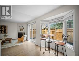 320 HAMILTON Drive UnitNo. 10 - 18
