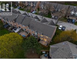 320 HAMILTON Drive UnitNo. 10 - 42