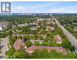 525 BEECHWOOD Drive UnitNo. 27 - 43