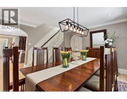 1391 QUEEN VICTORIA Avenue - 11