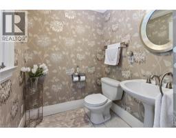 1391 QUEEN VICTORIA Avenue - 24