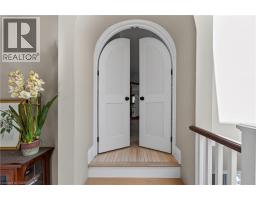 1391 QUEEN VICTORIA Avenue - 27