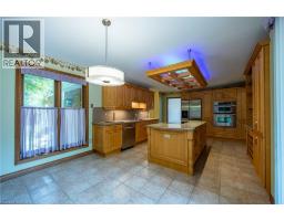 68 ROYAL OAK Drive - 10