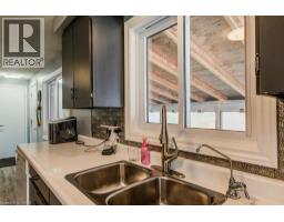 505 BRIARWOOD Avenue - 9