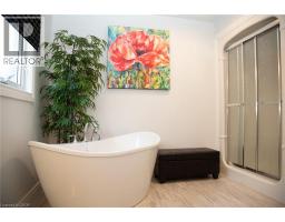 72 WILLOWDALE Crescent - 19
