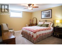 72 WILLOWDALE Crescent - 29