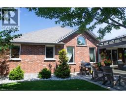 72 WILLOWDALE Crescent - 35