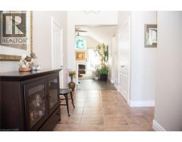 72 WILLOWDALE Crescent - 4