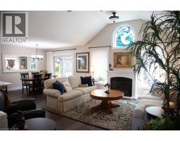 72 WILLOWDALE Crescent - 5