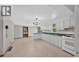 833 LYNN VALLEY Road - 11