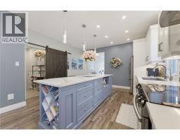 98 WOODBERRY Crescent - 8