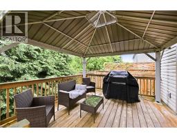 1 LINDSAY Way - 34